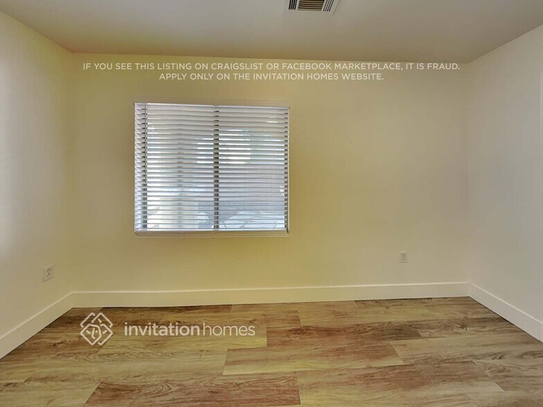 Building Photo - 5812 Magic Oak St