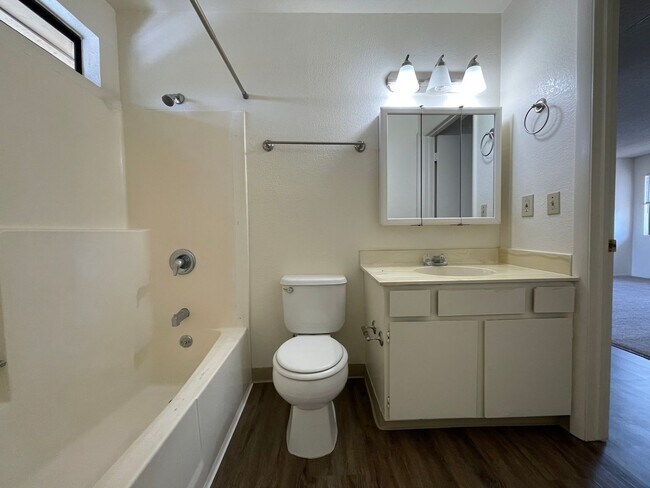 Building Photo - 9339-33 Musselman Dr.