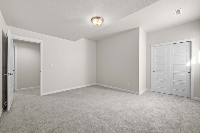 Building Photo - $2700 - 4BR/3.5BA Brand New House in Merid...