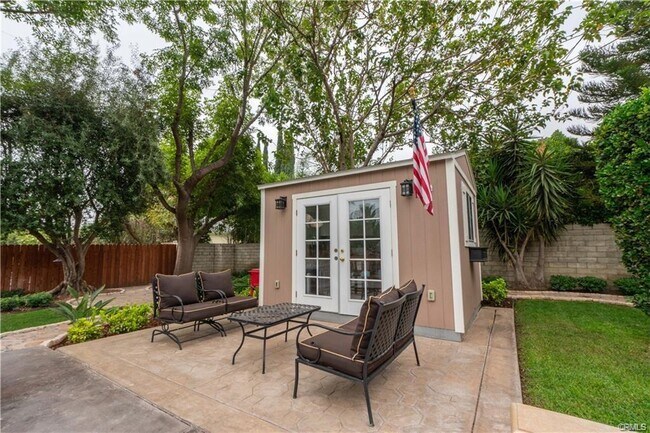 Building Photo - 18834 Devonshire St