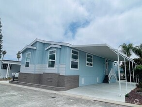 Building Photo - 141 Douglas Dr