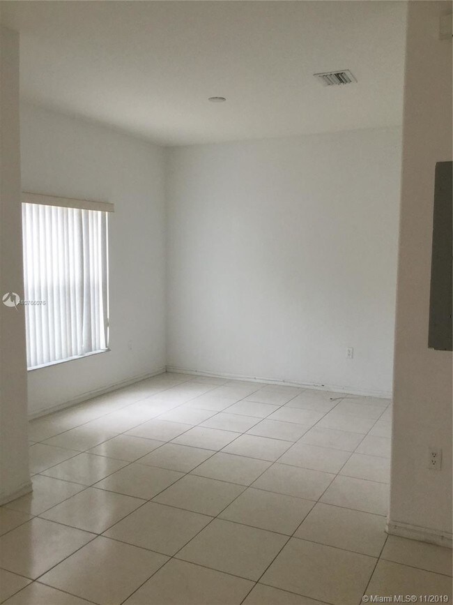 Building Photo - 3385 Merrick Ct