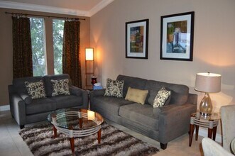 Building Photo - Meridian TOP FLOOR Luxury Condo with Strip/City View.