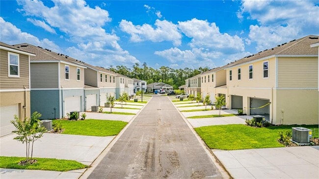 Building Photo - 9656 Peace Dr
