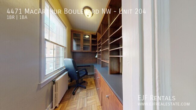 Building Photo - 4471 MacArthur Blvd NW