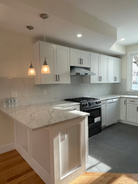 Building Photo - 38 Vernon St