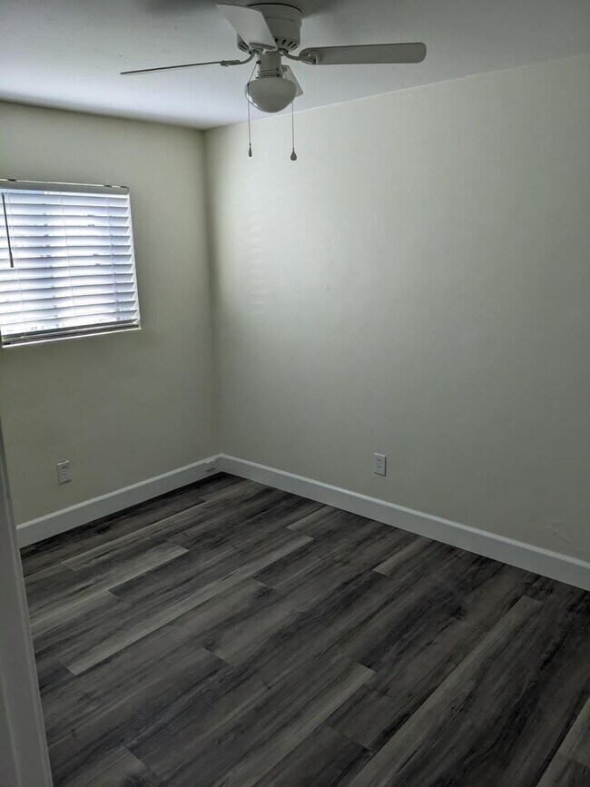 Building Photo - 2900 Lemon St