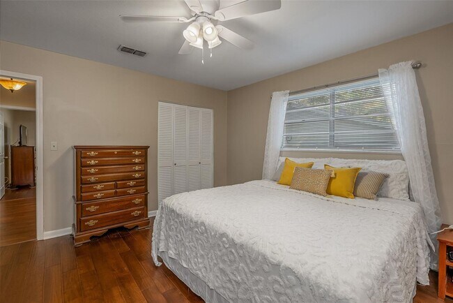 Building Photo - Available Now in Beautiful Southern Hills!
