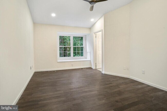 Building Photo - 13417 Silver Moon Way