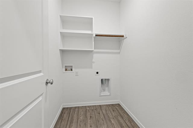 Building Photo - 3708 Milkweed Rd