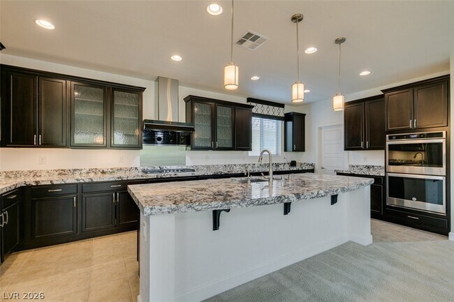 Building Photo - 1027 Whitworth Ave