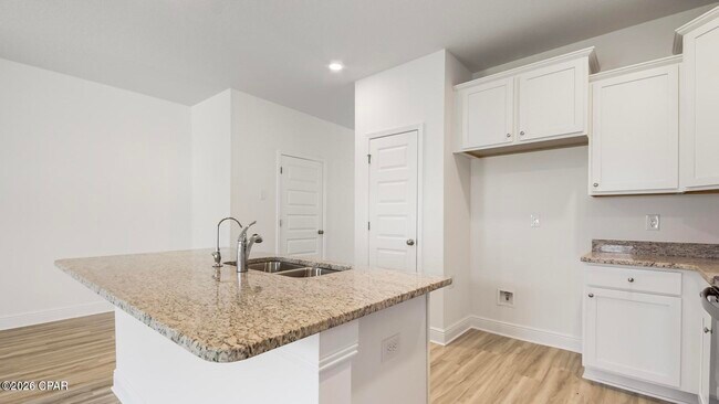 Building Photo - 187 Ellery Ln