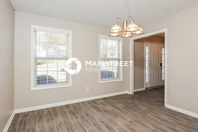 Building Photo - 3 Bedroom Pet-Friendly Home in AUSTELL, GA with Main Street Renewal