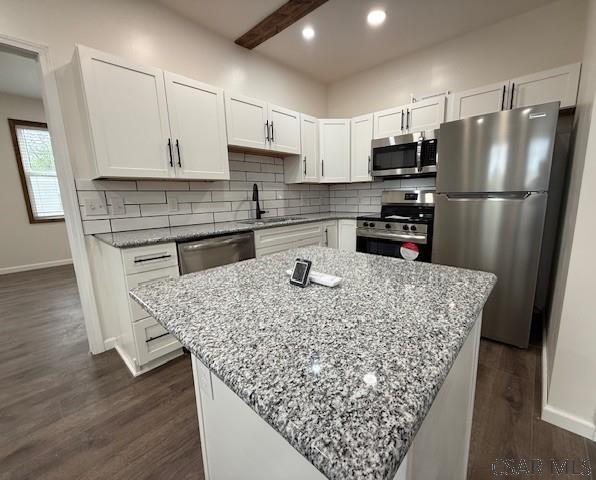 Building Photo - 1800 Graham Ave