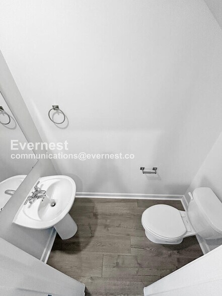 Building Photo - 2312 Valverde Wy