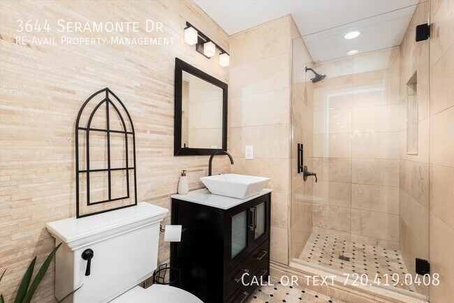 Building Photo - 3644 Seramonte Dr