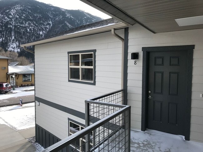 Building Photo - $1295.00/ Brand new 1 bedroom 1 bath condo