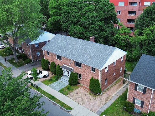 Building Photo - 45 Aldrich Rd