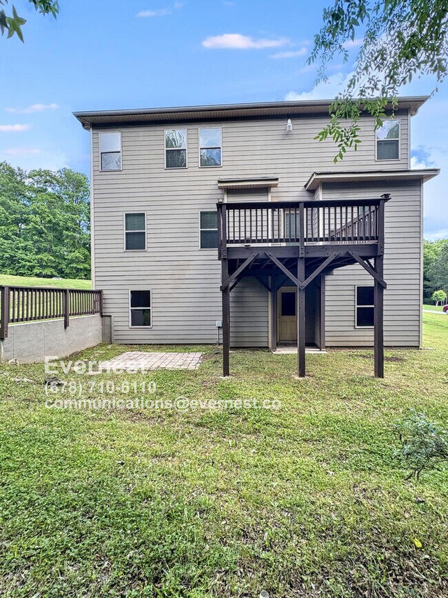 Building Photo - 144 Charolais Dr