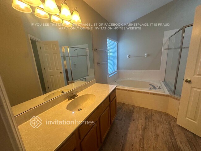 Building Photo - 2432 Cerberus Dr