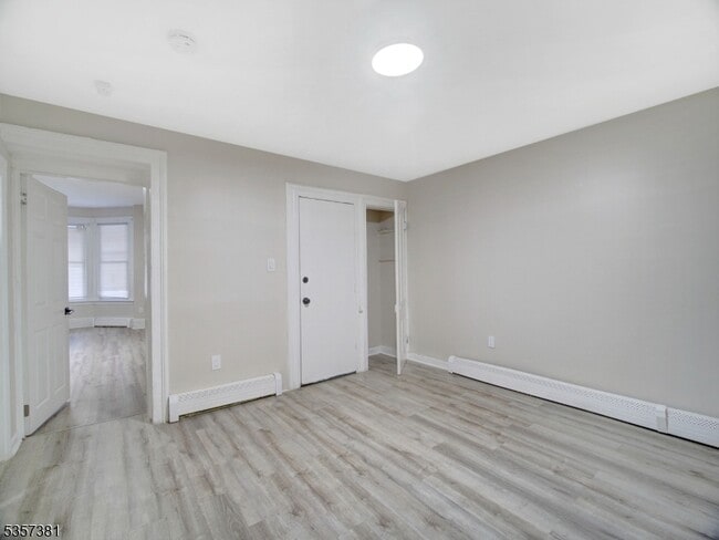 Building Photo - 178 Littleton Ave