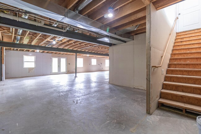 Building Photo - 7700 N Ballew Rd