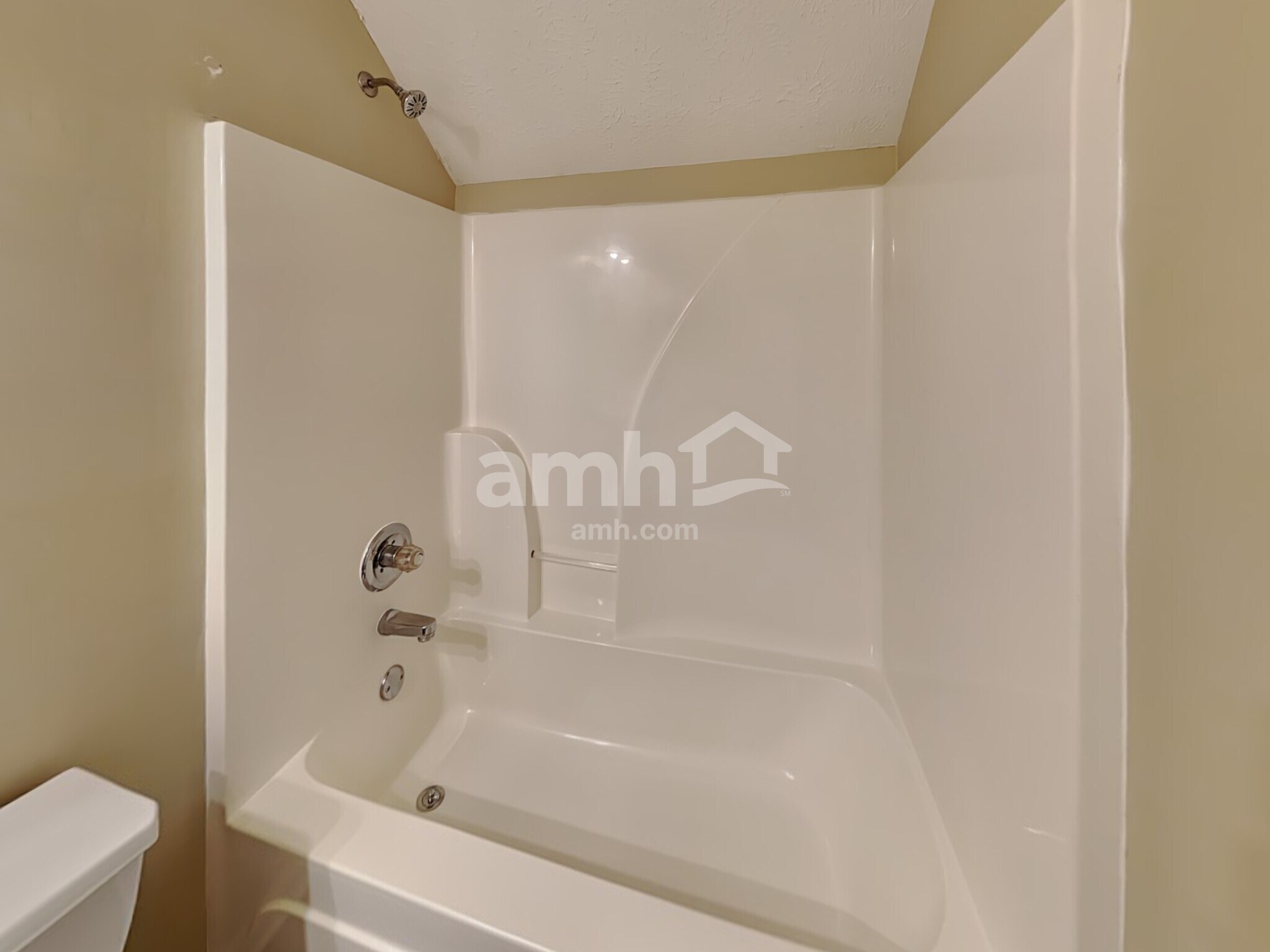 Building Photo - 2519 Claymore Run