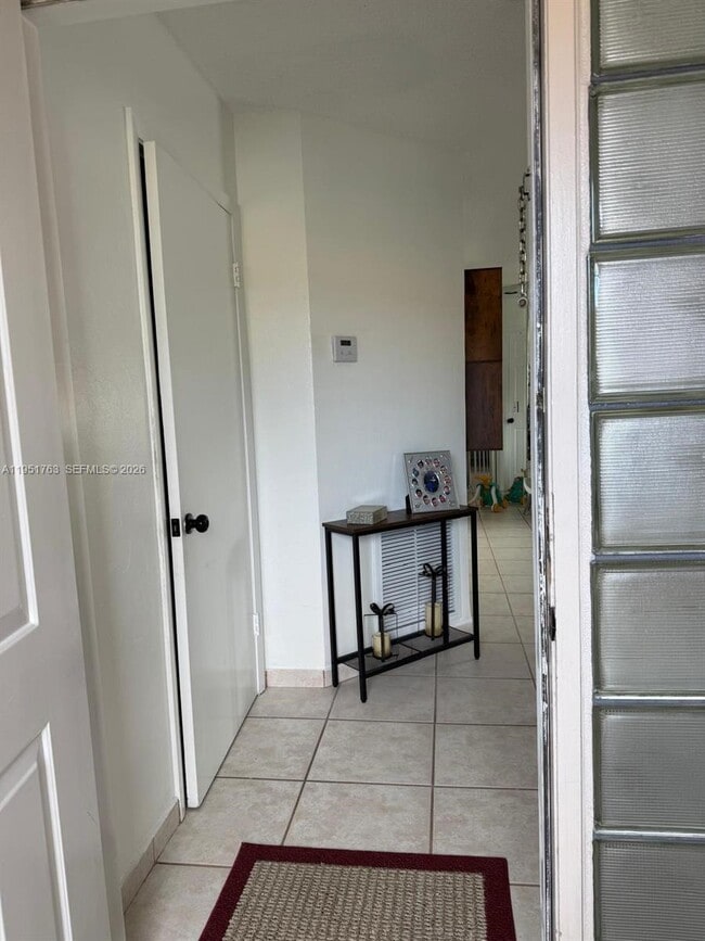 Building Photo - 1041 SW 111th Ave