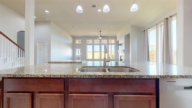 Building Photo - 2135 Llerena Ln