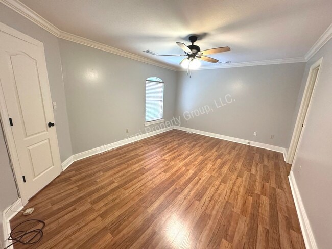 Building Photo - 3BR/3BA For Rent