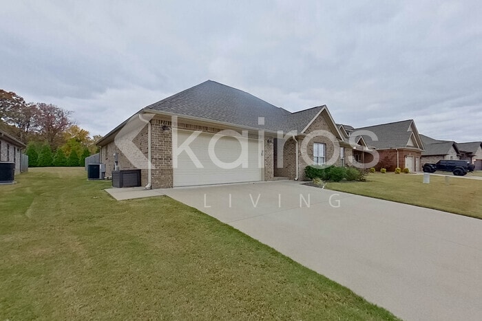 Building Photo - 93 Old Orchard Rd