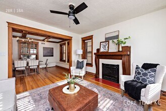 Building Photo - 1413 W 39th St