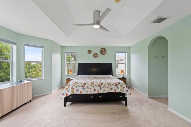 Building Photo - 2253 Balsan Way