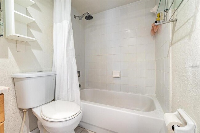 Building Photo - 1515 Catherine St