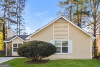 Building Photo - 6096 Creekford Dr