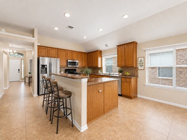 Building Photo - 6114 Menor Crest Dr