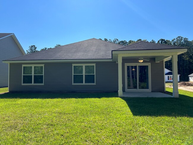 Building Photo - One-Level Home in Heritage at New Riversid...