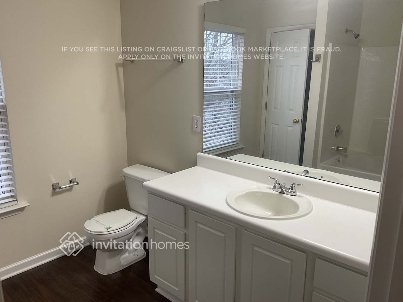 Building Photo - 3612 Deering Dr