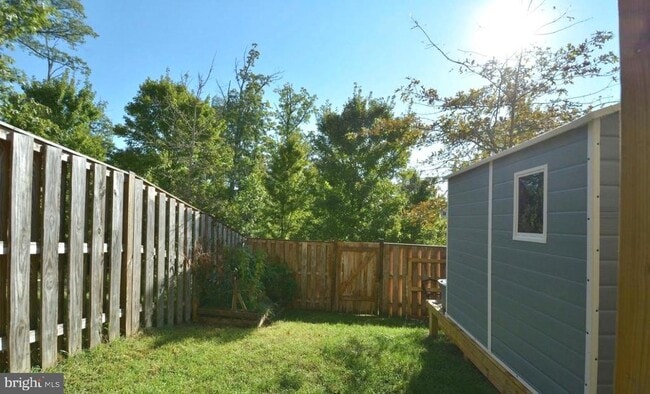 Building Photo - 2454 Battery Hill Cir