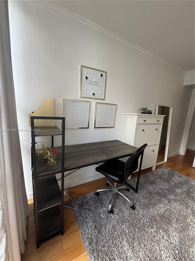 Building Photo - 600 NE 36th St