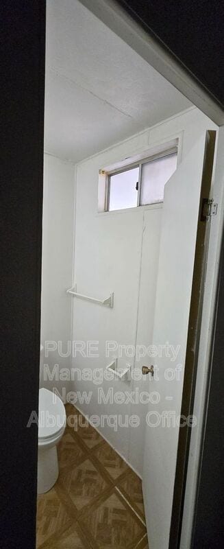 Building Photo - 207 Buena Vista Ct SE