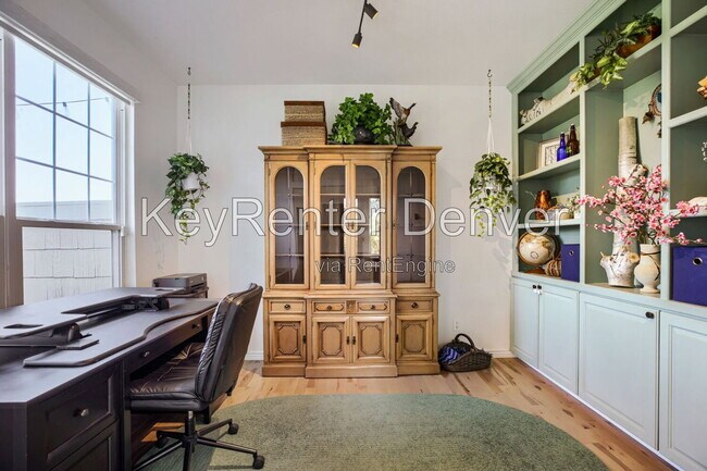 Building Photo - 3420 W 98th Pl