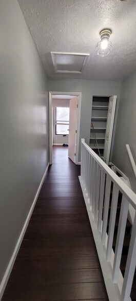 Building Photo - 9525 Colegate Way