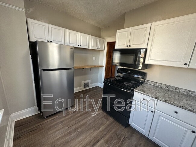 Building Photo - 2618 Ida Ave