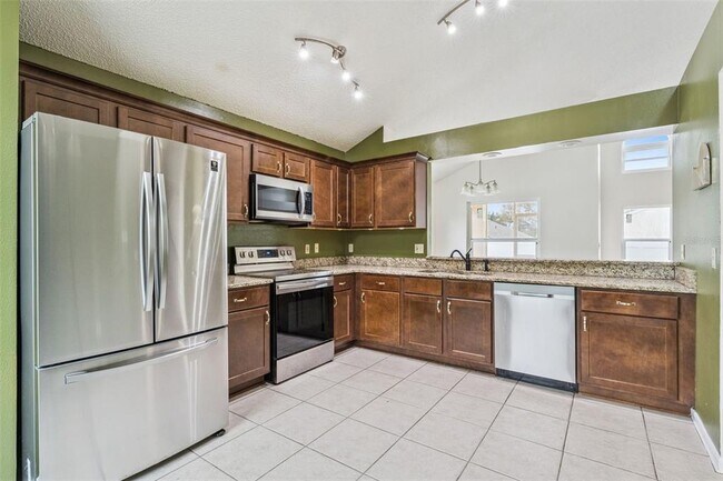 Building Photo - 7236 Somersworth Dr