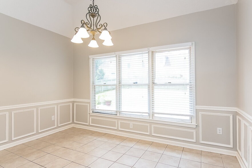 Building Photo - 8885 Gooseberry Cove