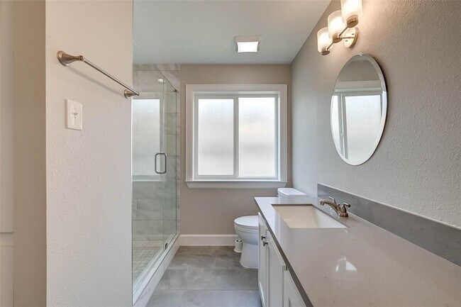 Building Photo - 2234 Kinbrook Dr