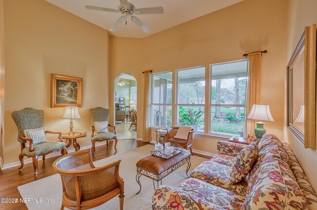 Building Photo - 352 Chicasaw Ct