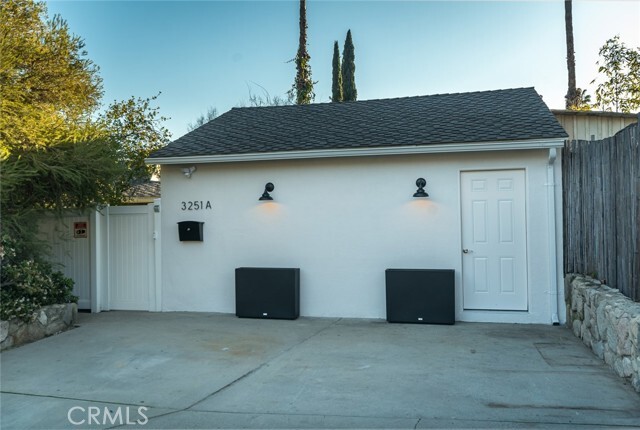 Primary Photo - 3251 Vickers Dr