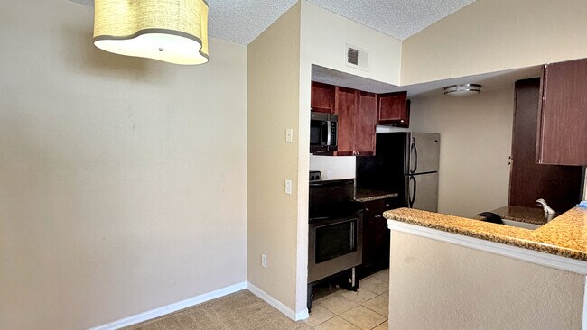 Building Photo - 5144 Conroy Rd